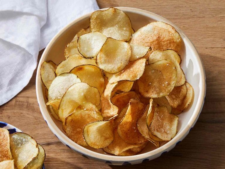 73135-homestyle-potato-chips-ddmfs-0348-3x4-hero-c21021303c8849bbb40c1007bfa9af6e