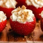 Cheesecake-Stuffed-Strawberries-10